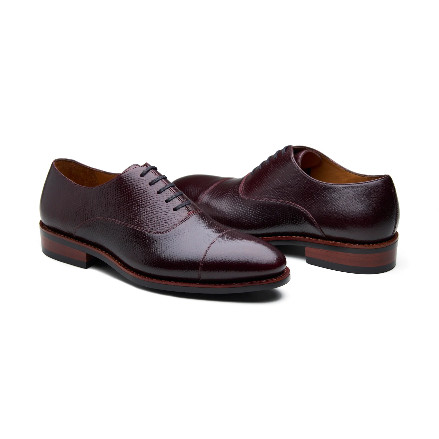 Noam, Cap-toe Oxford - Burgundy Hatch-grain | Classics Collection - Image 4